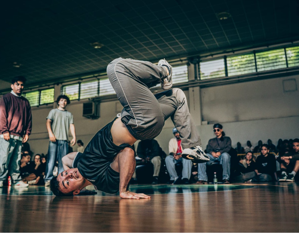 Ballerino in posa breaking